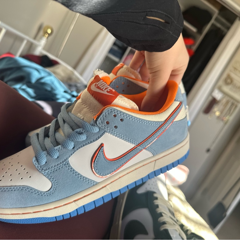 Blue nike sb dunks